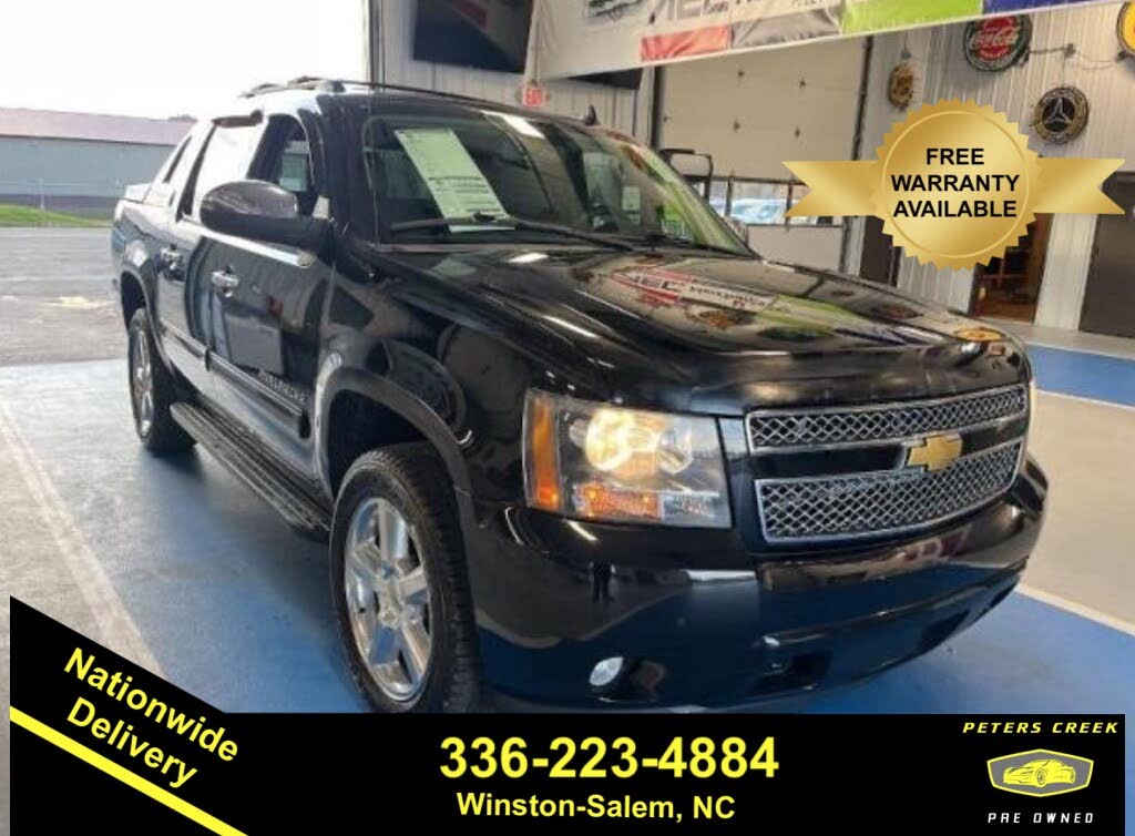 2013 Chevrolet Avalanche LS Black Diamond Edition 4WD