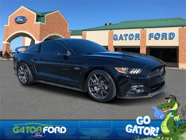2017 Ford Mustang GT Premium Coupe RWD