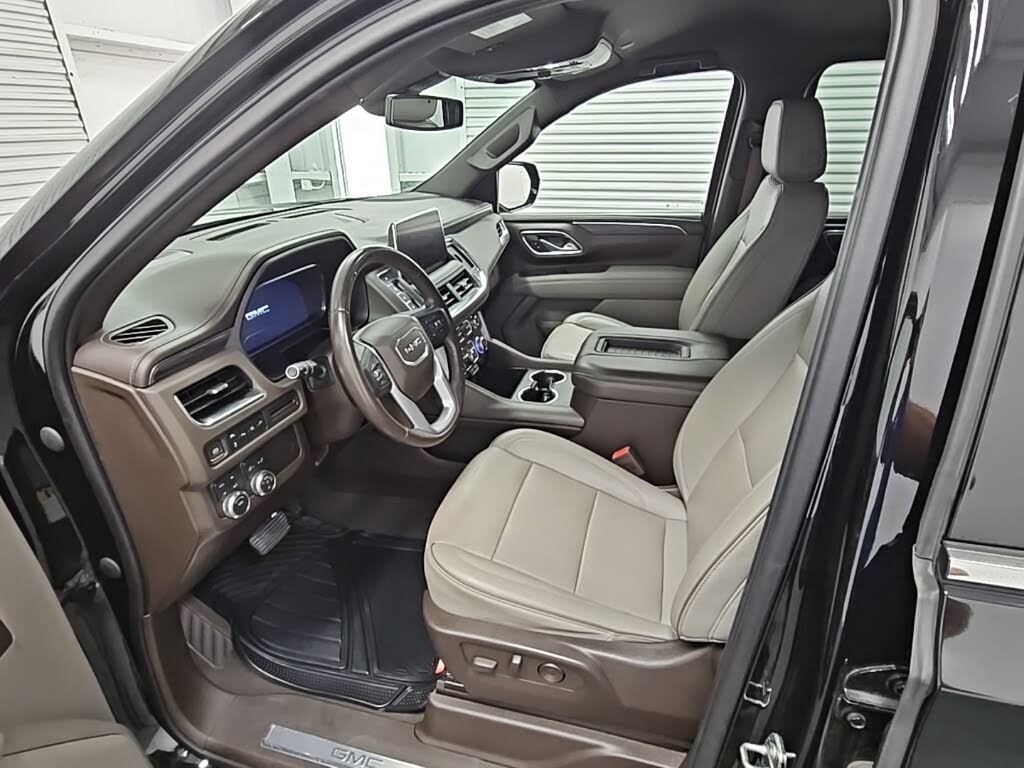 2022 GMC Yukon XL SLT 4WD