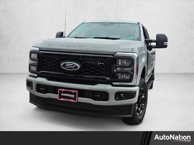 2026 Ford F-250 Super Duty XL Crew Cab 4WD