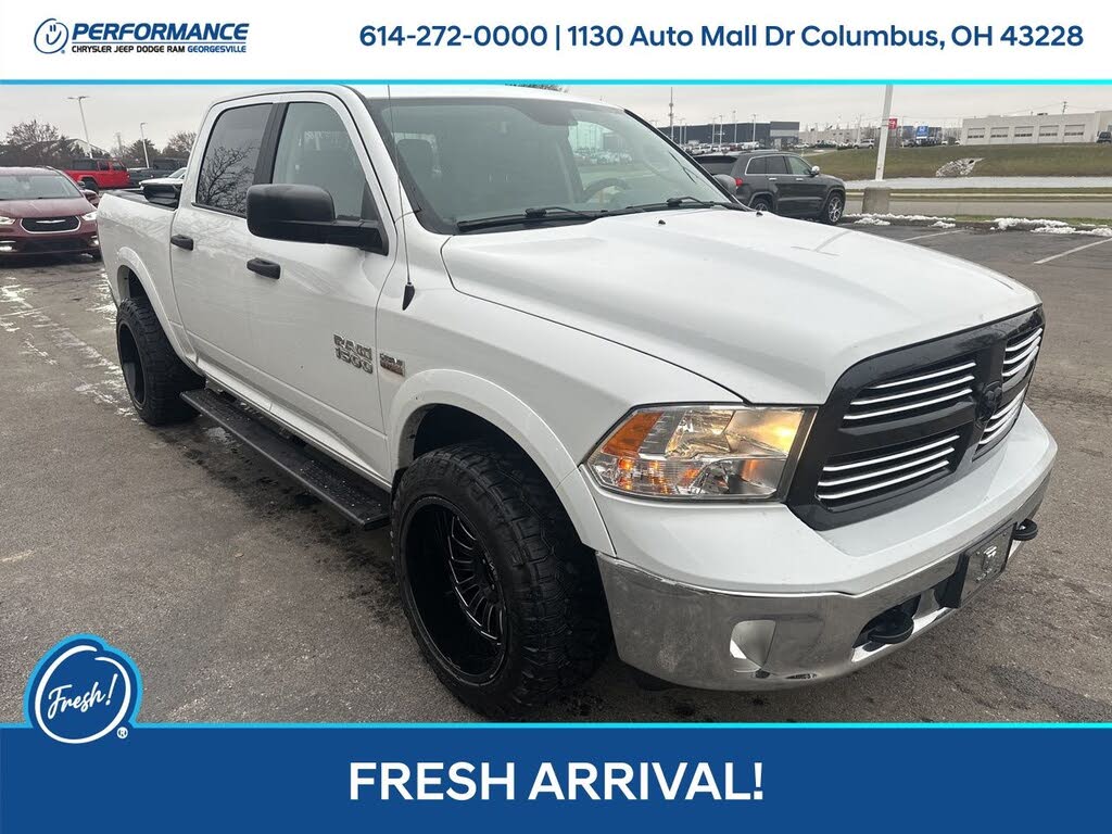 2017 RAM 1500 SLT Crew Cab 4WD