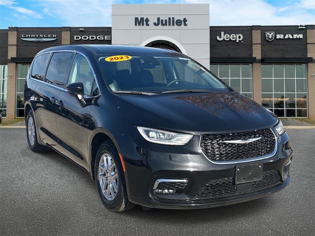 2023 Chrysler Pacifica Touring L FWD