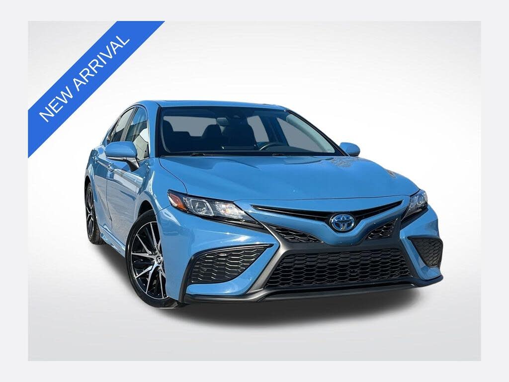 2023 Toyota Camry Hybrid SE FWD