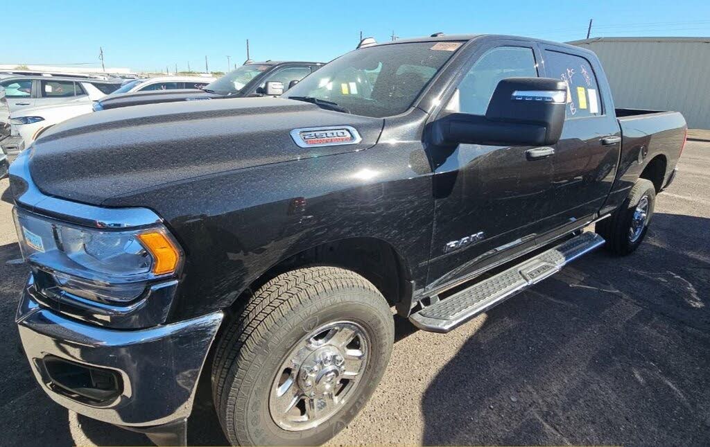 2024 RAM 2500 Big Horn Crew Cab 4WD