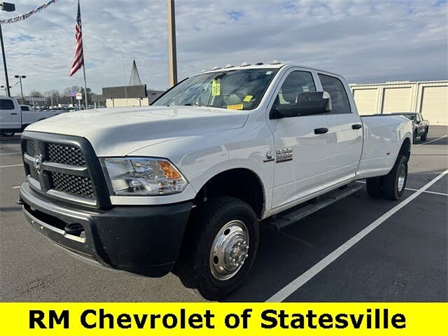 2017 RAM 3500 Tradesman Crew Cab LB DRW 4WD