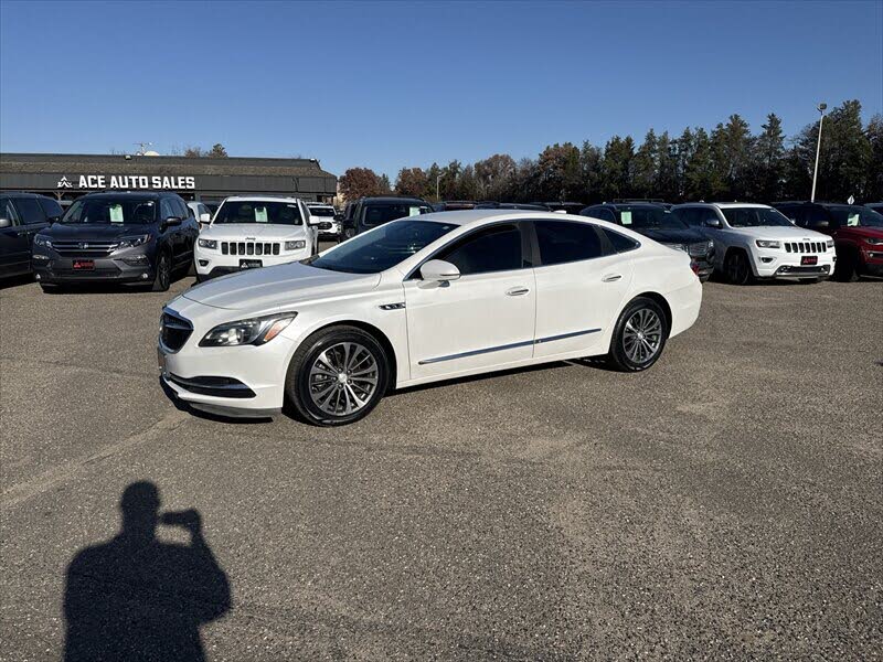 2017 Buick LaCrosse Essence FWD