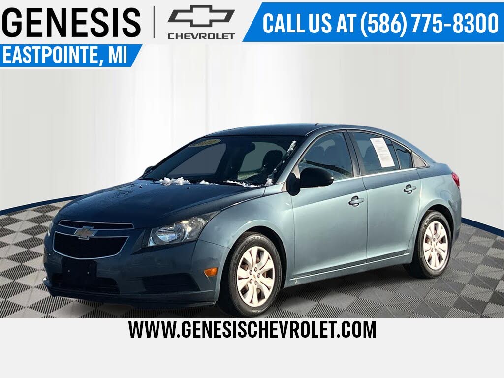 2012 Chevrolet Cruze LS Sedan FWD