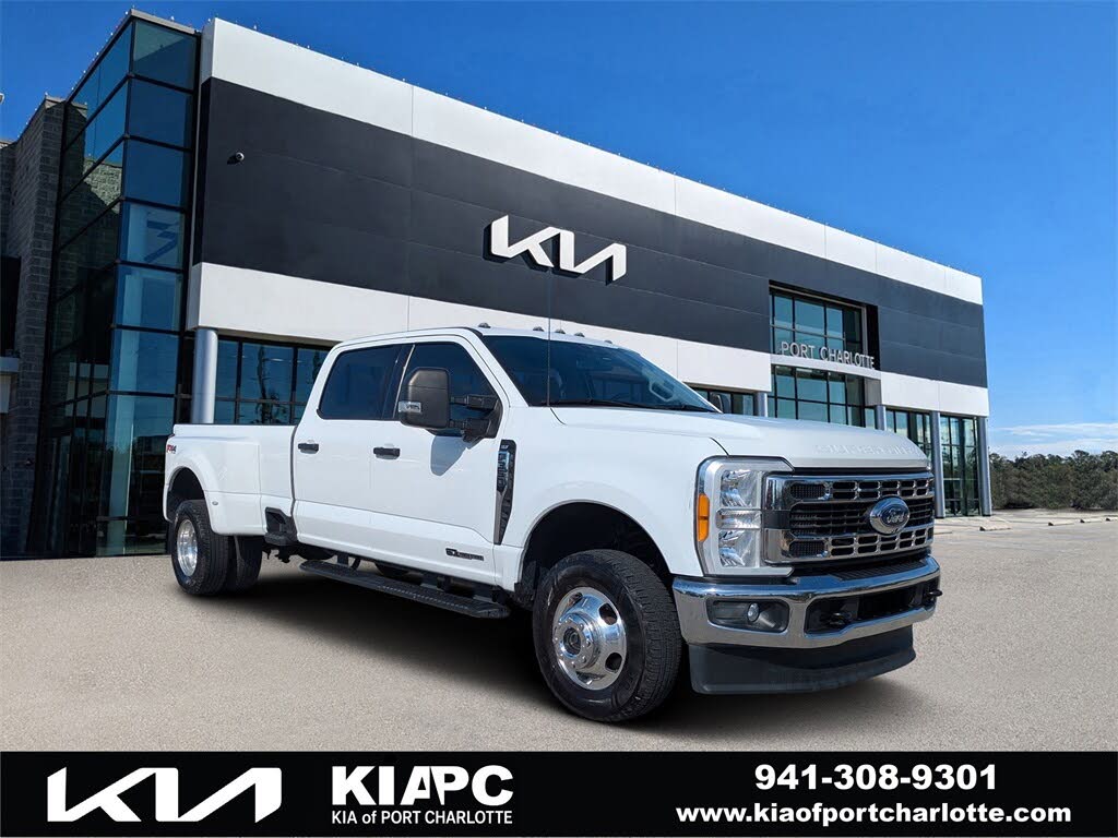 2023 Ford F-350 Super Duty XLT Crew Cab LB DRW 4WD