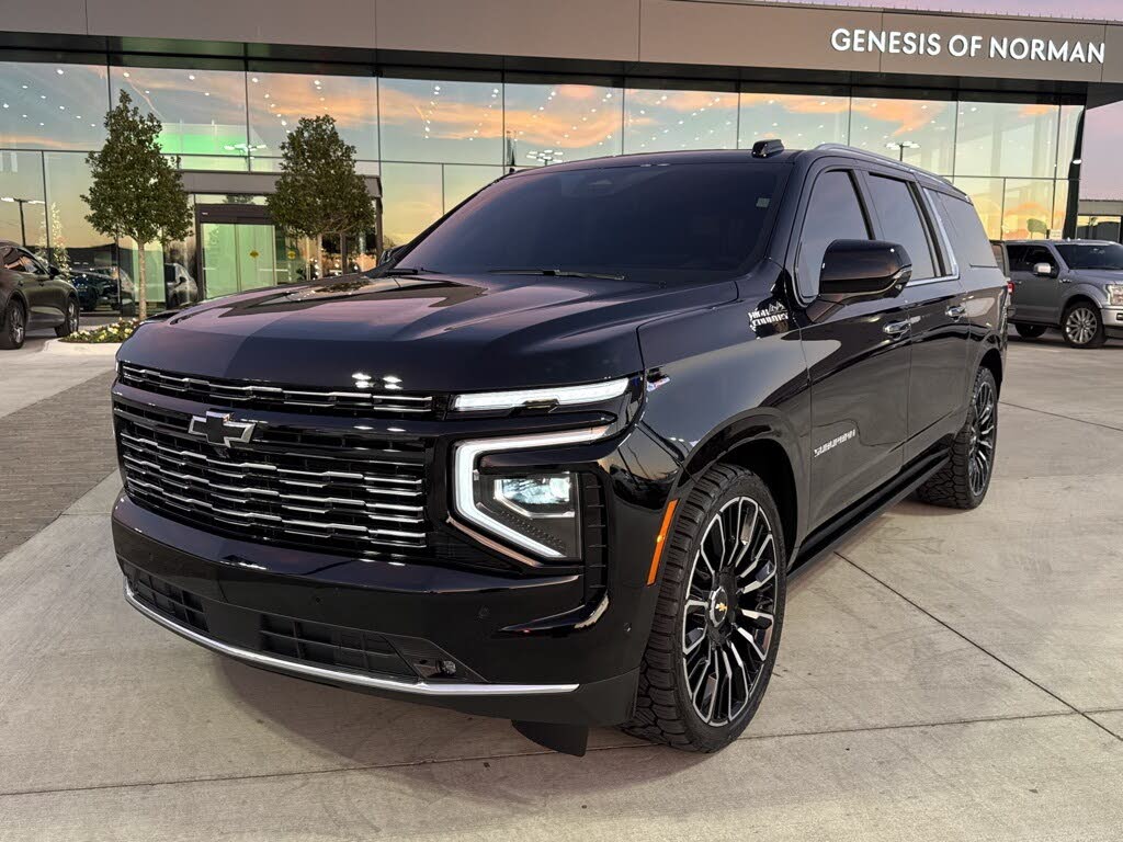 2025 Chevrolet Suburban High Country 4WD