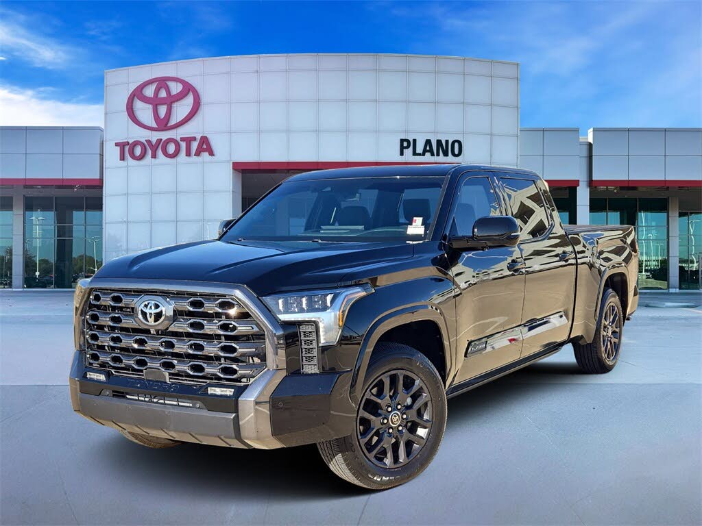 2022 Toyota Tundra Platinum CrewMax Cab LB 4WD