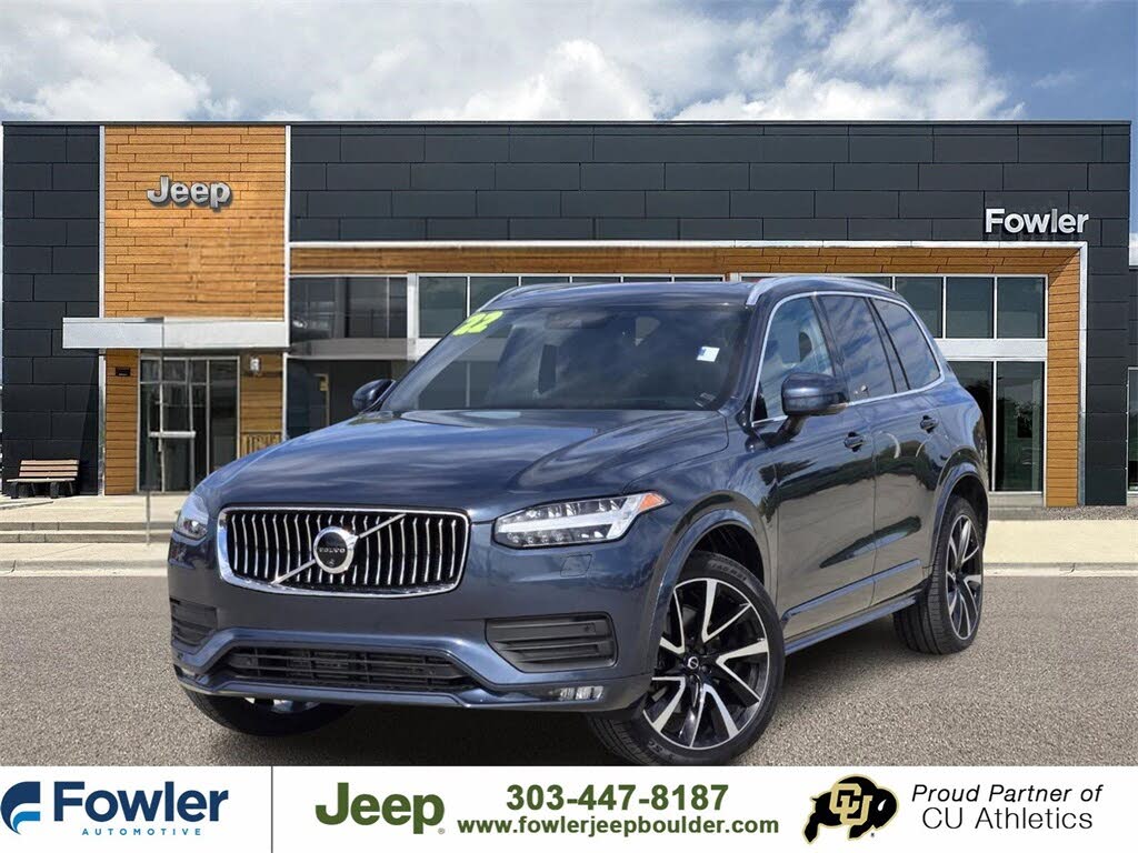 2022 Volvo XC90 T6 Momentum 7-Passenger AWD
