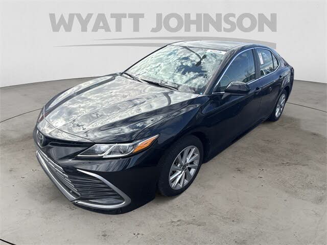 2024 Toyota Camry LE FWD