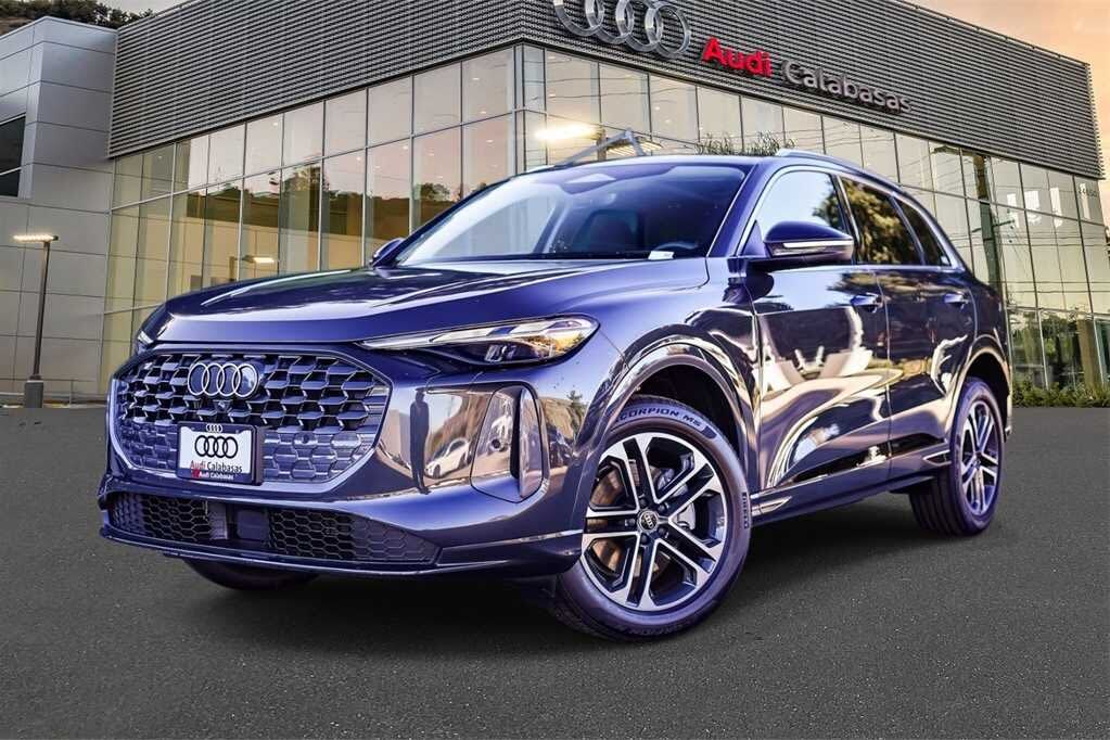 2025 Audi Q5 quattro Premium 40 TFSI