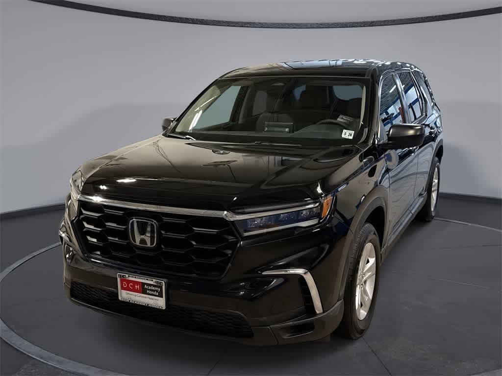 2023 Honda Pilot LX AWD