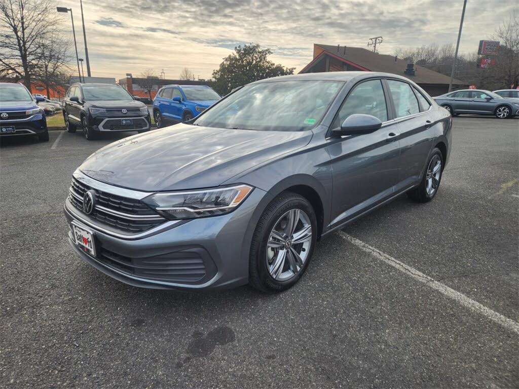 2024 Volkswagen Jetta SE FWD