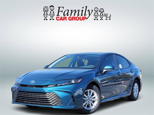 2026 Toyota Camry LE FWD