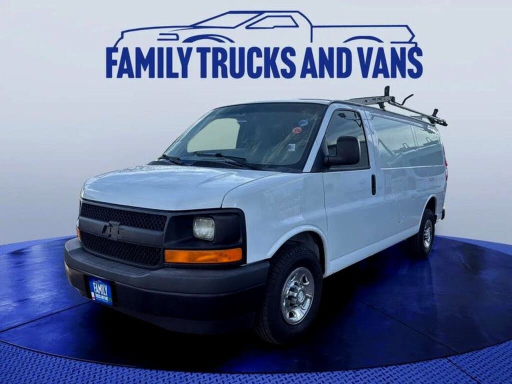 2017 Chevrolet Express Cargo 2500 RWD