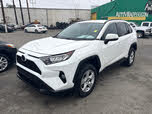 Toyota RAV4 XLE FWD