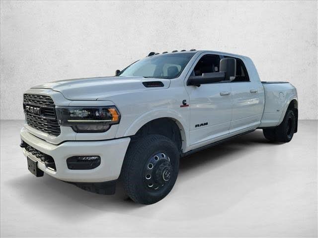 2022 RAM 3500 Limited Mega Cab DRW 4WD