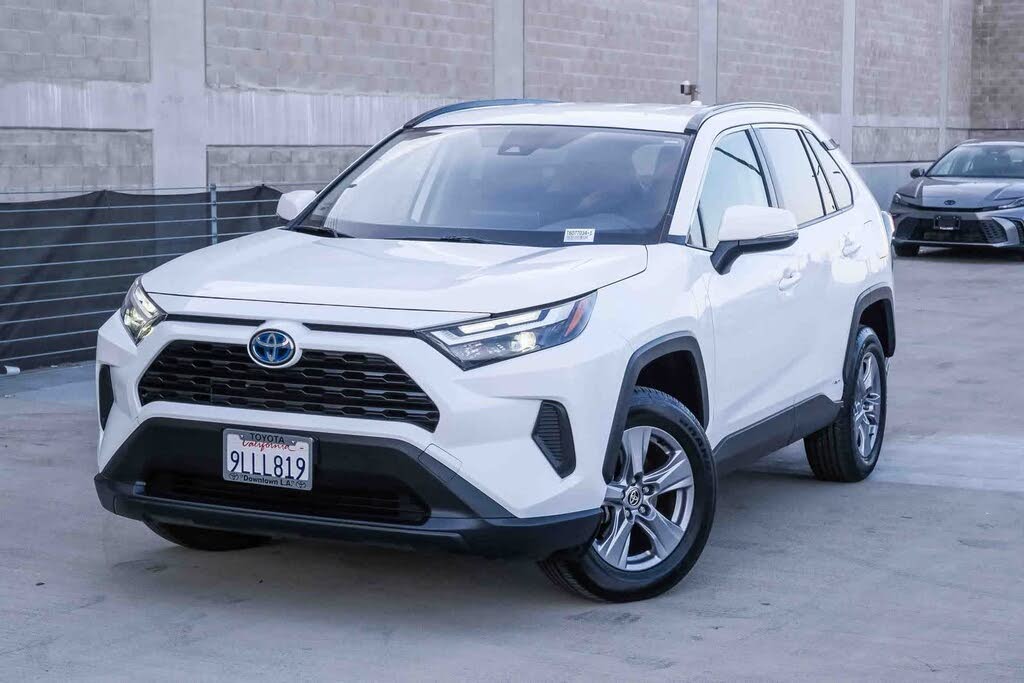 2024 Toyota RAV4 Hybrid XLE AWD