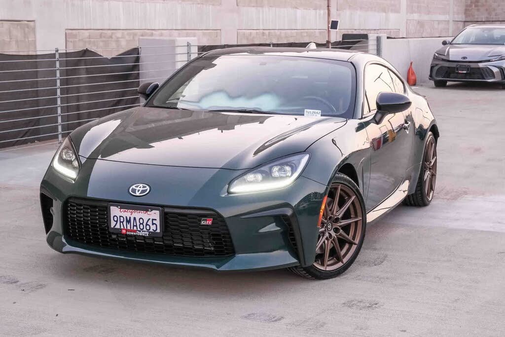 2025 Toyota GR86 Hakone Special Edition RWD