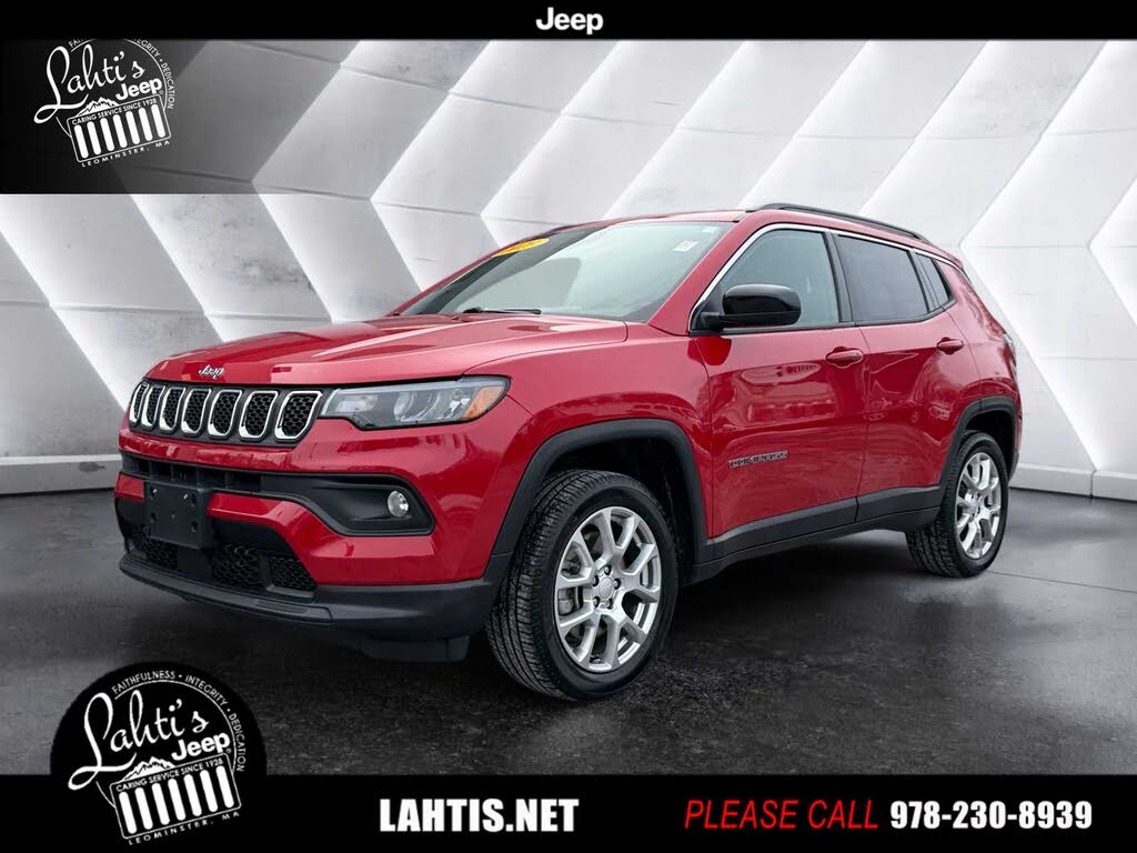 2023 Jeep Compass Latitude Lux 4WD