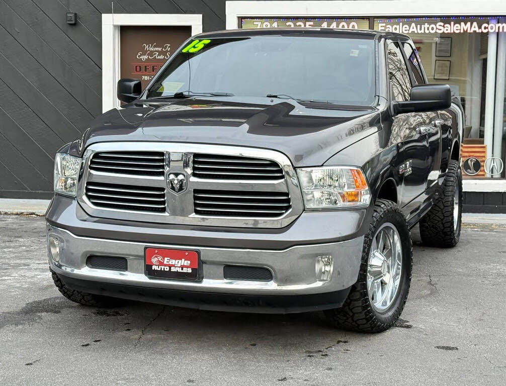 2015 RAM 1500 Lone Star Quad Cab 4WD