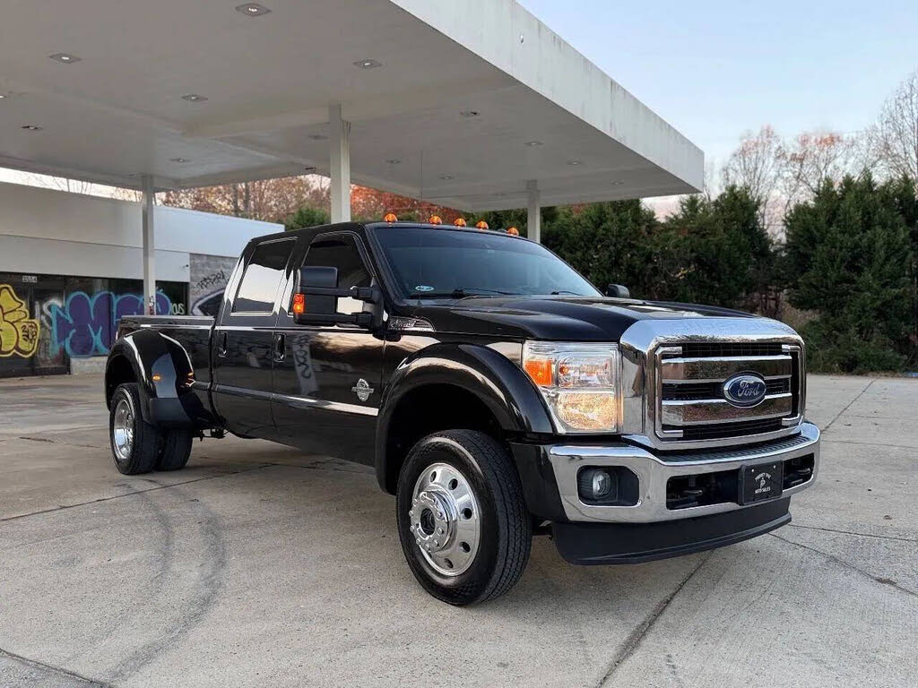 2015 Ford F-450 Super Duty Lariat Crew Cab LB DRW 4WD