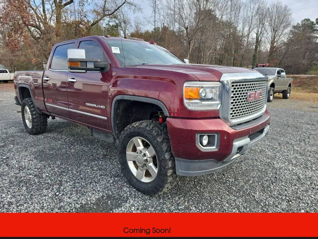 2016 GMC Sierra 2500HD Denali Crew Cab SB 4WD