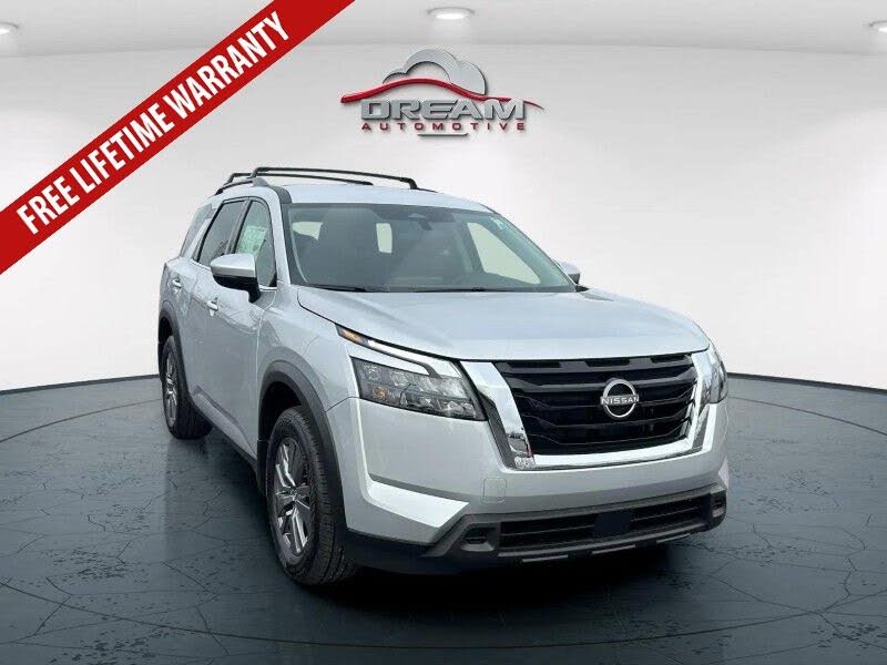 2025 Nissan Pathfinder SV 4WD