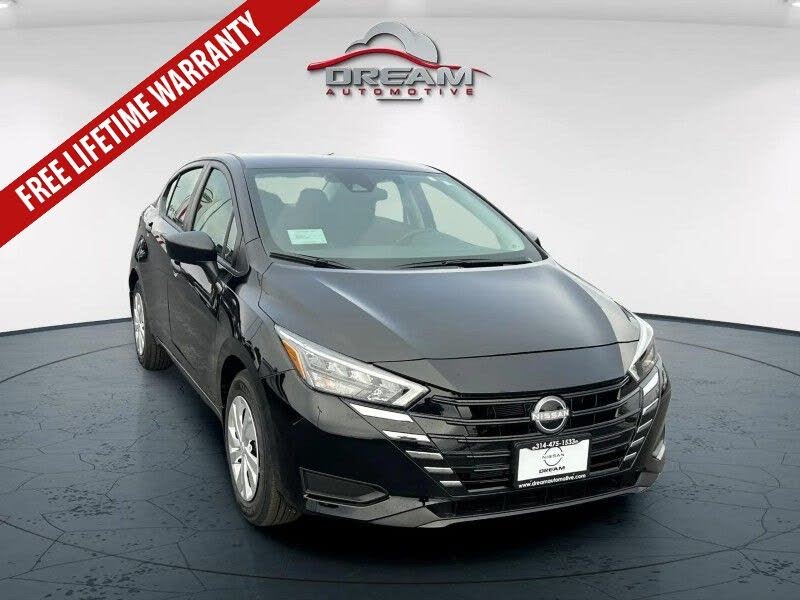 2025 Nissan Versa S FWD