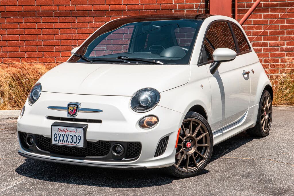 2016 FIAT 500 Abarth