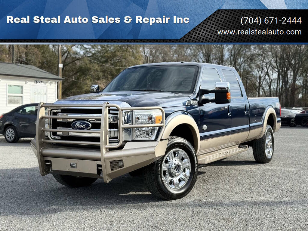 2013 Ford F-350 Super Duty King Ranch Crew Cab LB 4WD