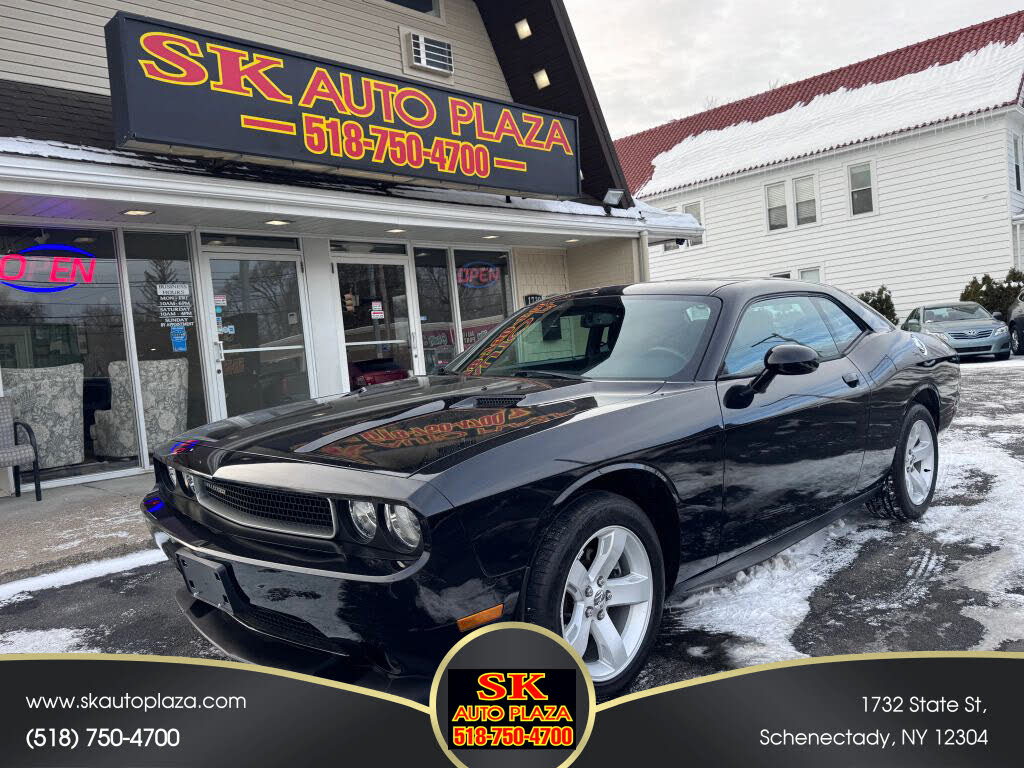2014 Dodge Challenger SXT RWD