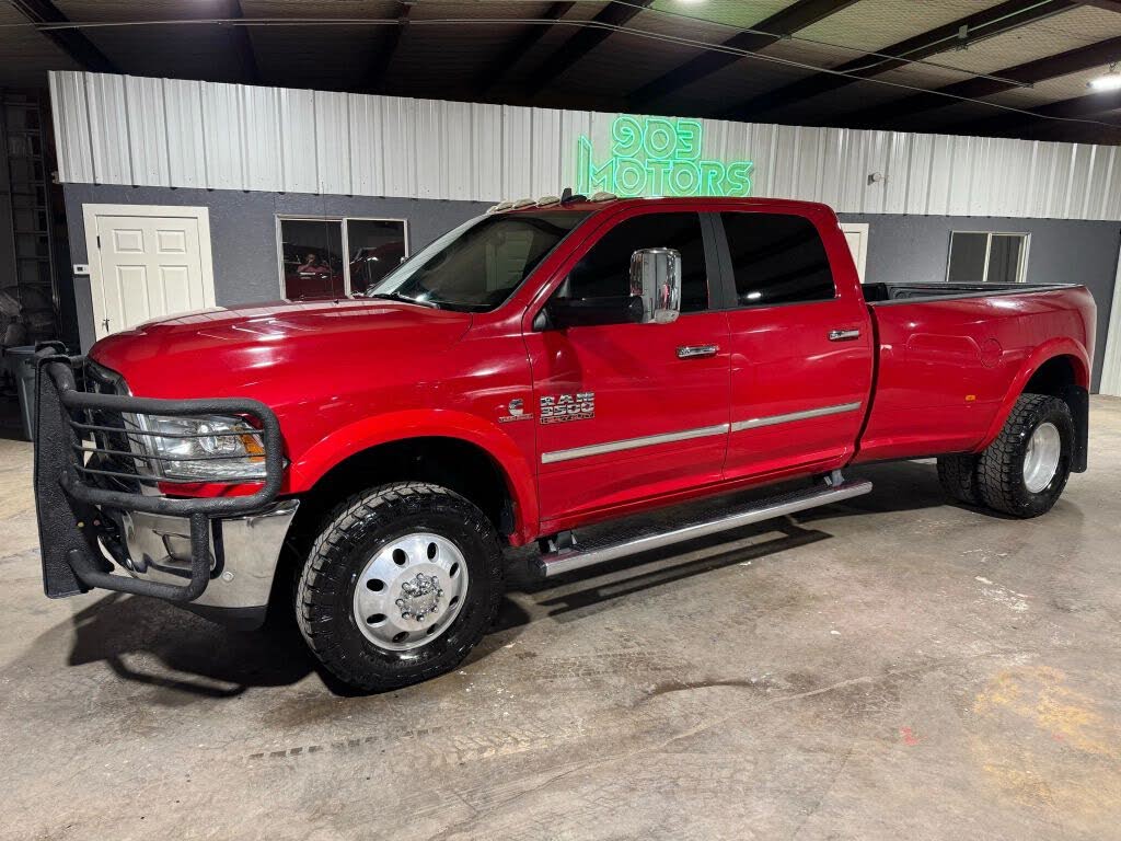 2016 RAM 3500 Laramie Crew Cab LB DRW 4WD