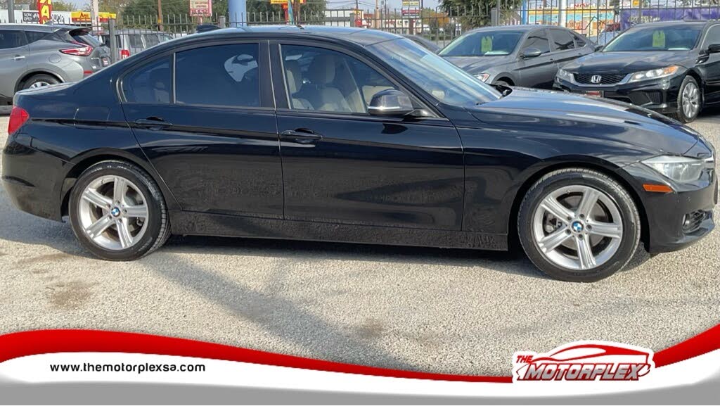 2015 BMW 3 Series 328i Sedan RWD