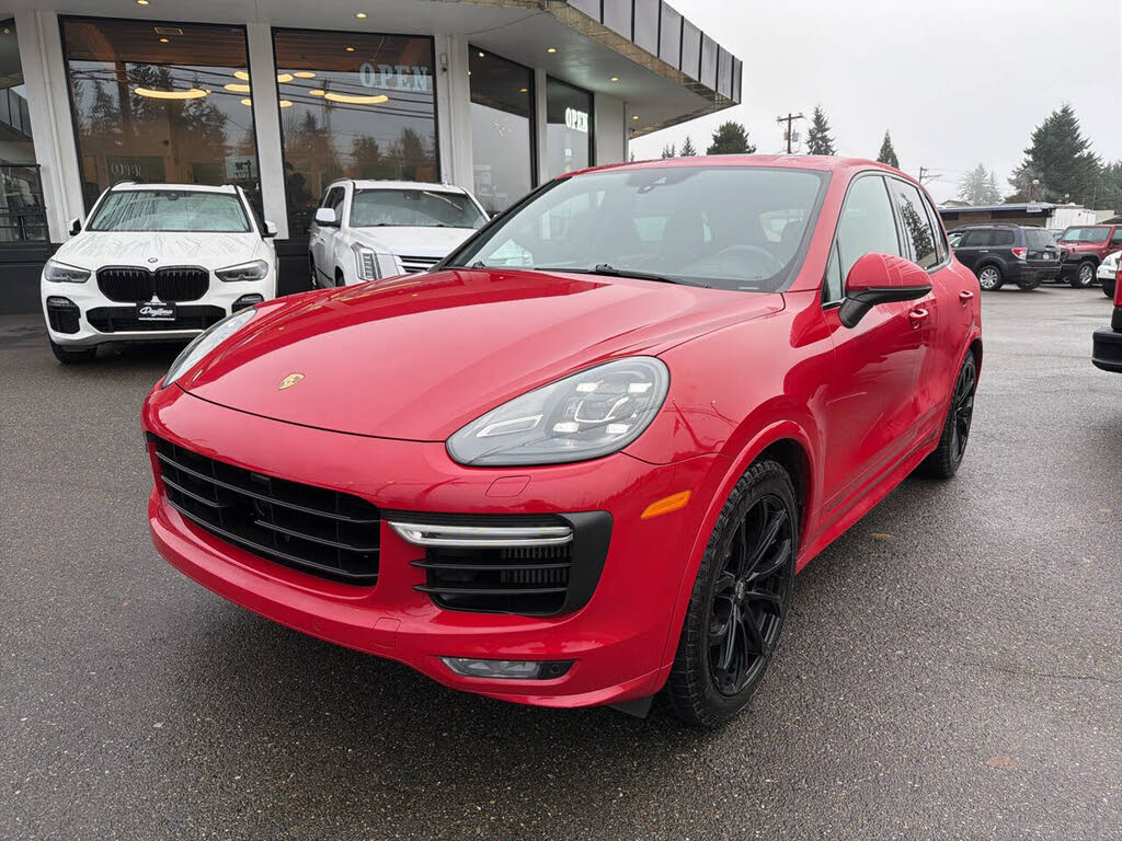2016 Porsche Cayenne GTS AWD