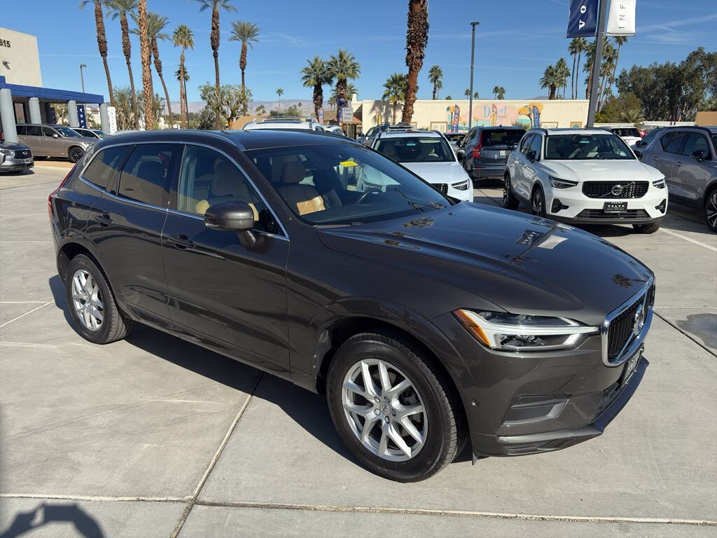 2018 Volvo XC60 T5 Momentum AWD