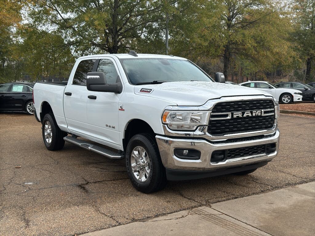 2024 RAM 2500 Big Horn Crew Cab 4WD