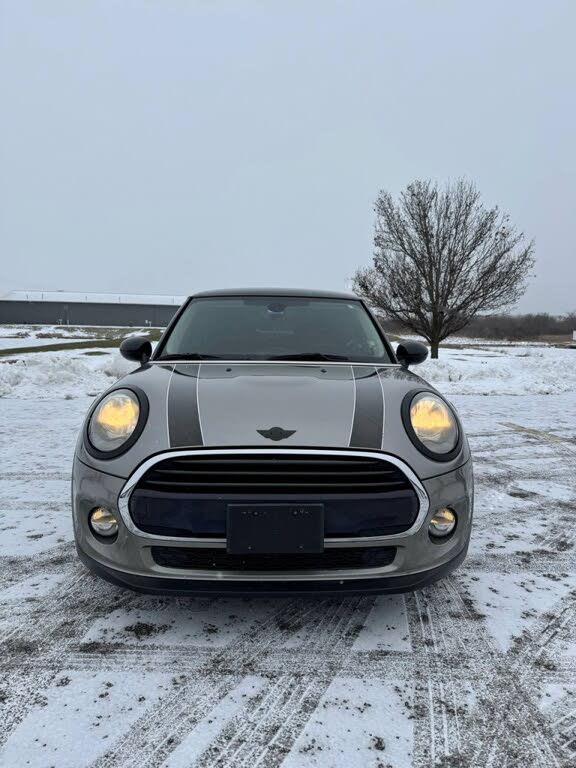 2017 MINI Cooper