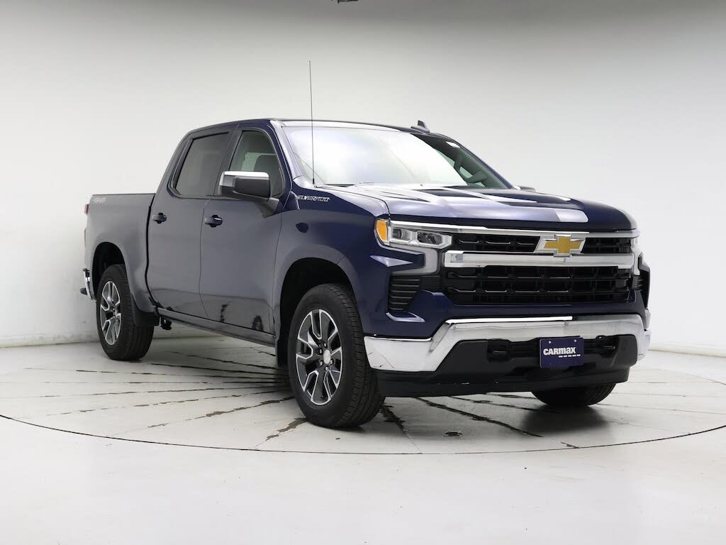 2022 Chevrolet Silverado 1500 LT Crew Cab 4WD