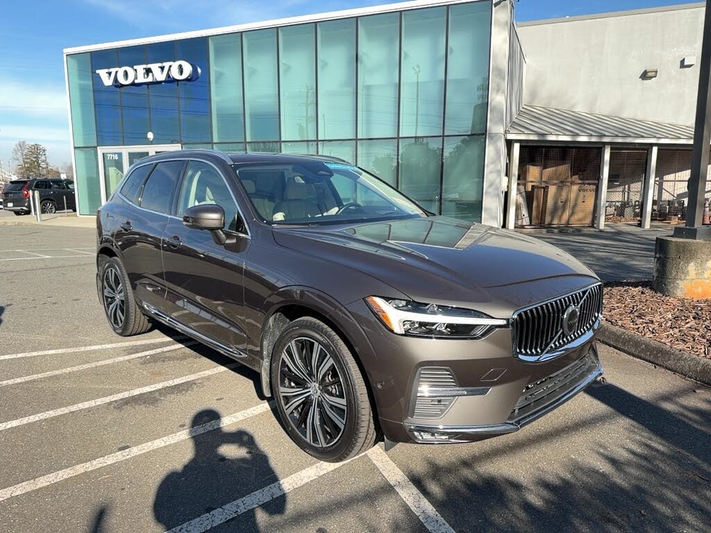 2022 Volvo XC60 B5 Inscription AWD