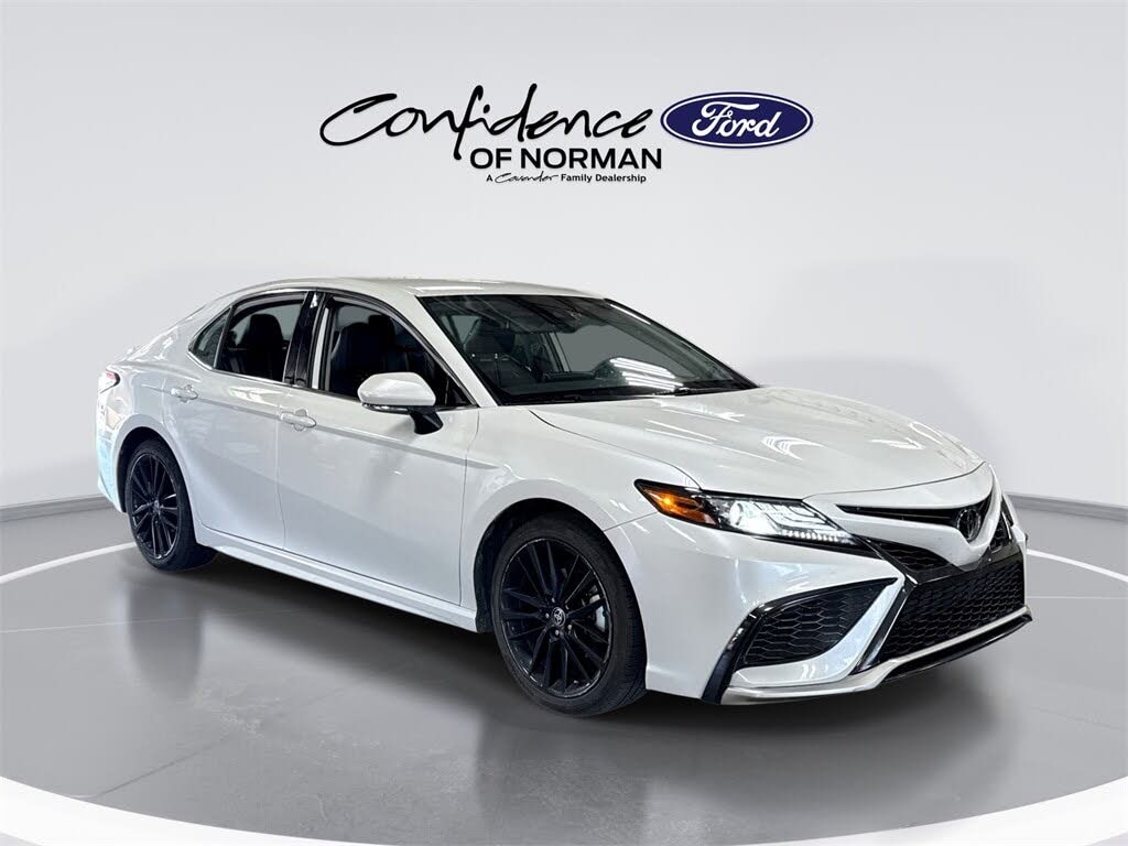 2023 Toyota Camry XSE FWD