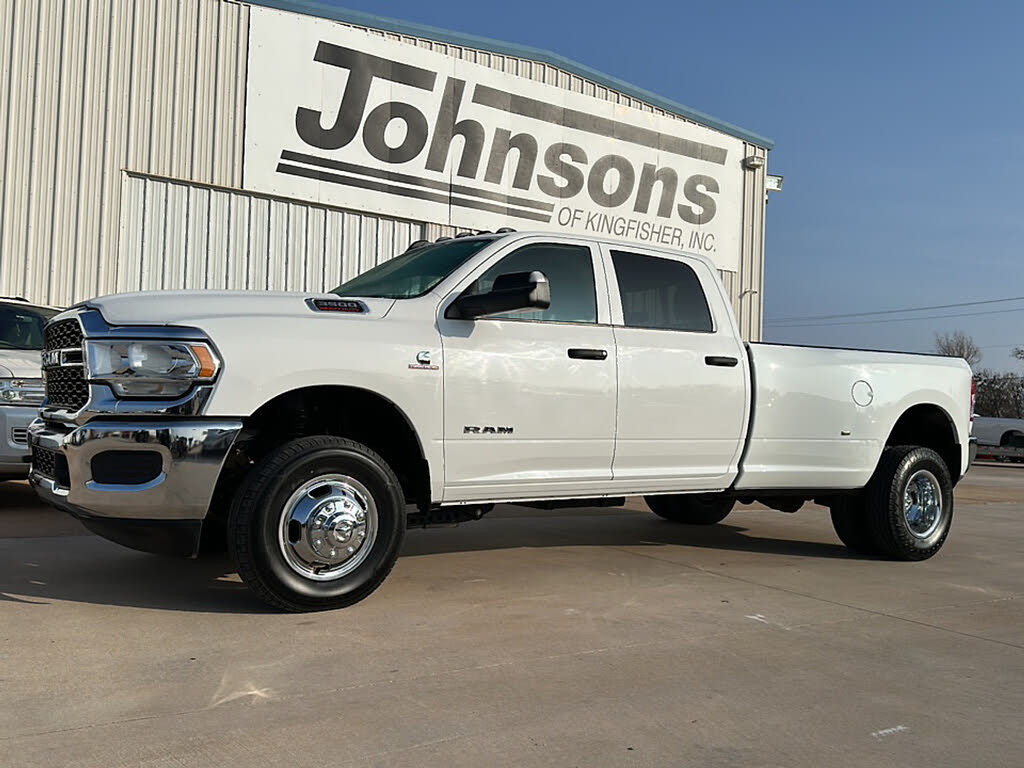 2022 RAM 3500 Tradesman Crew Cab LB DRW 4WD