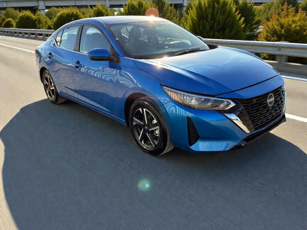 2025 Nissan Sentra SV FWD