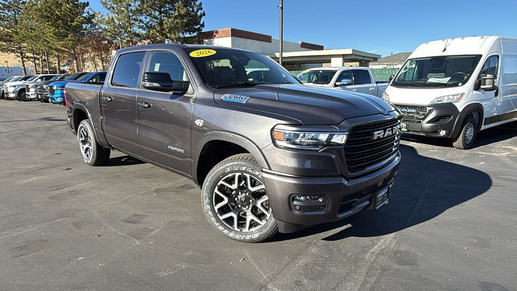 2026 RAM 1500 Laramie Crew Cab 4WD