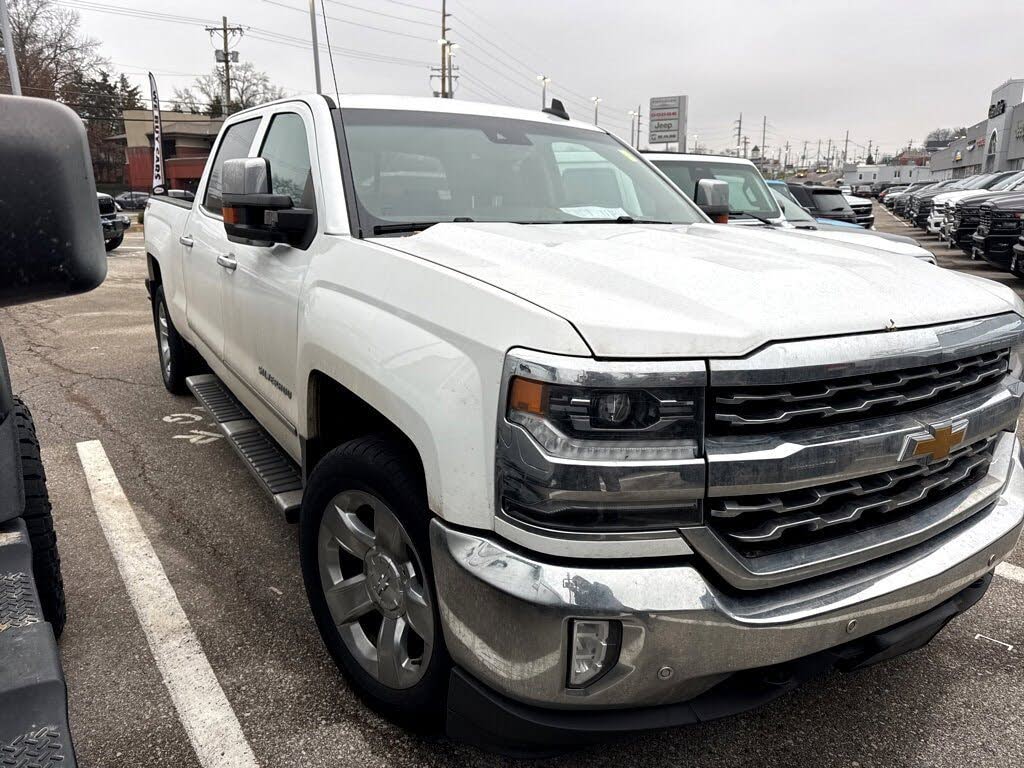 2018 Chevrolet Silverado 1500 LTZ Crew Cab 4WD