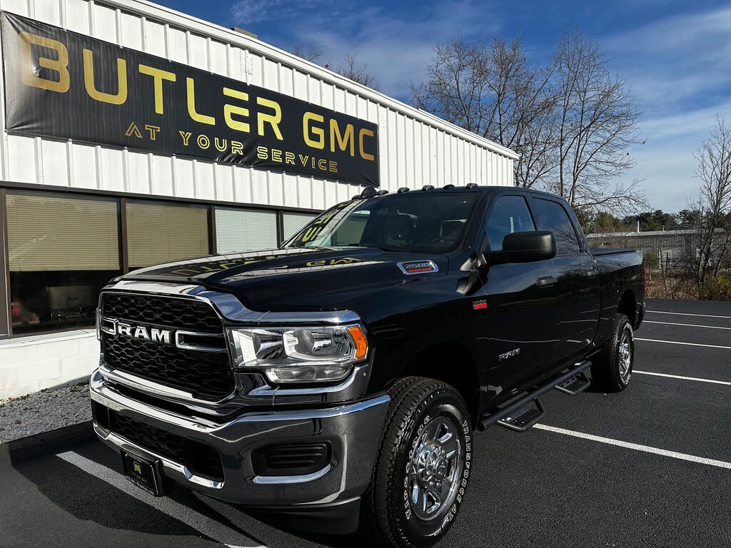 2022 RAM 2500 Tradesman Crew Cab 4WD