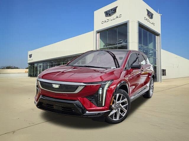 2025 Cadillac OPTIQ Luxury 1 AWD