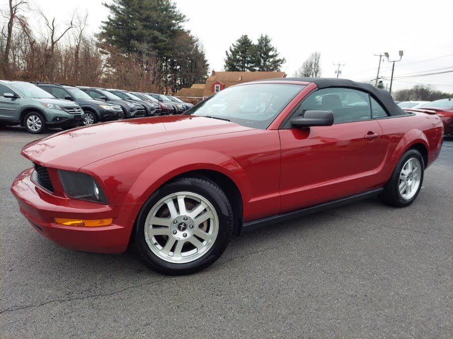 2008 Ford Mustang V6 Premium Convertible RWD